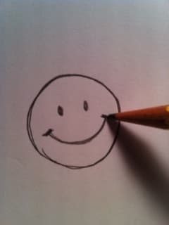 How to Draw a Happy Face - FeltMagnet