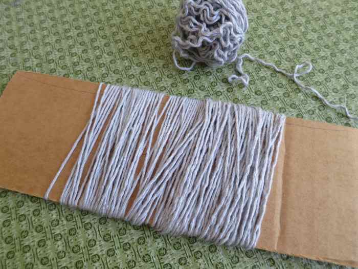 Knitting Hints How to Make and Attach Fringe Tassels to a Scarf, Shawl
