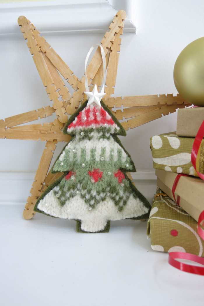 Turn Pictures Into Christmas Ornaments 