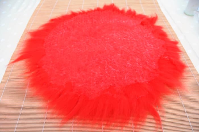 Once the water has penetrated the top surface to the edges of the template, remove the bubble wrap