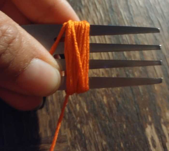 3 Ways to Make DIY Tassels With Embroidery Thread