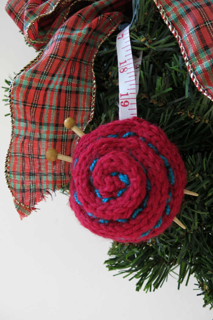 Cute and Easy Knitted Yarn Ball Bookmark Free Pattern
