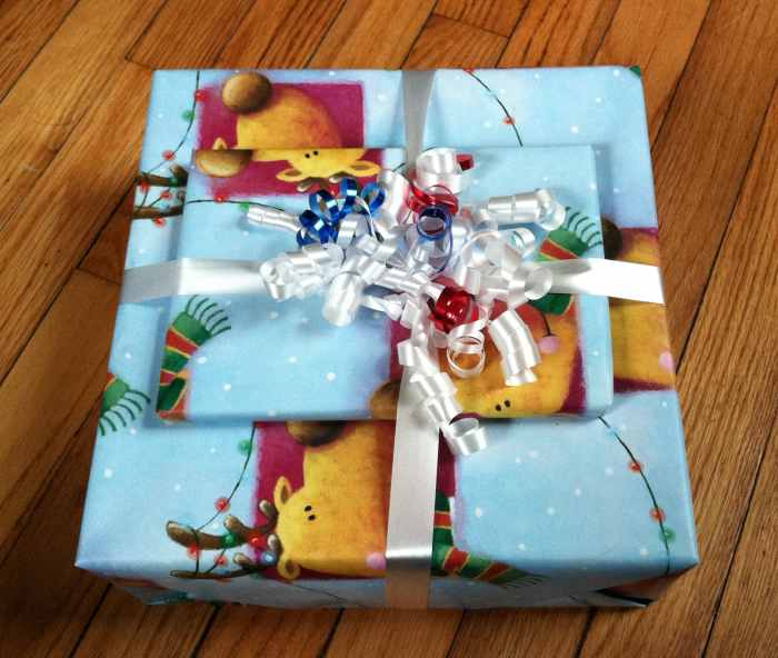 How to Wrap Presents and Gifts Properly Holidappy