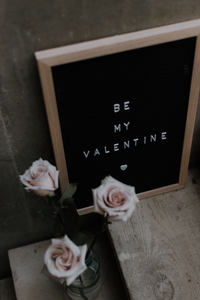 Valentines messages don't have to be long to be meaningful—as long as you choose the right words, your message will make an impact.