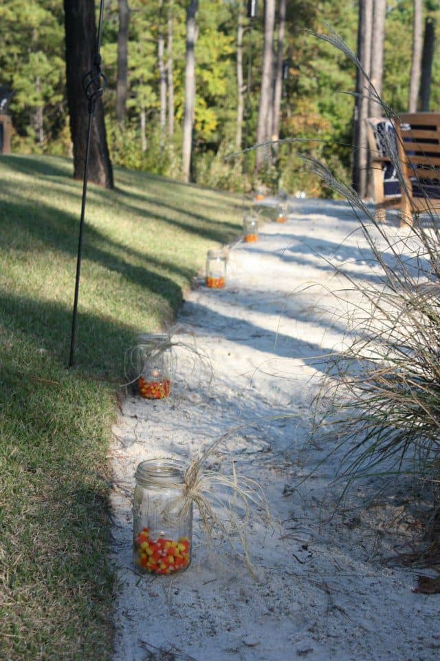 You just can't say enough about the value and versatility of the lowly Mason jar for rustic wedding decorations.