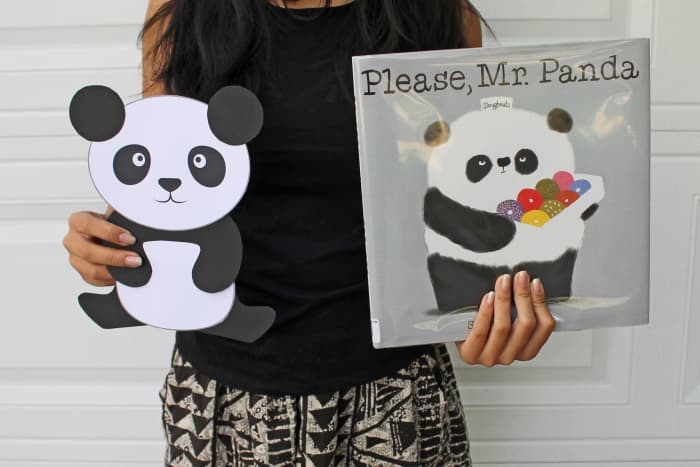 This site has a link to the template for this cute panda and the book that inspired it. Kid Crafts for Chinese New Year