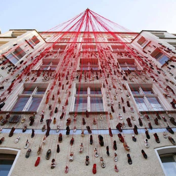 This gigantic Christmas decoration by Japanese installation artist, Chiharu Shiota, definitely resembles a large Spider web.