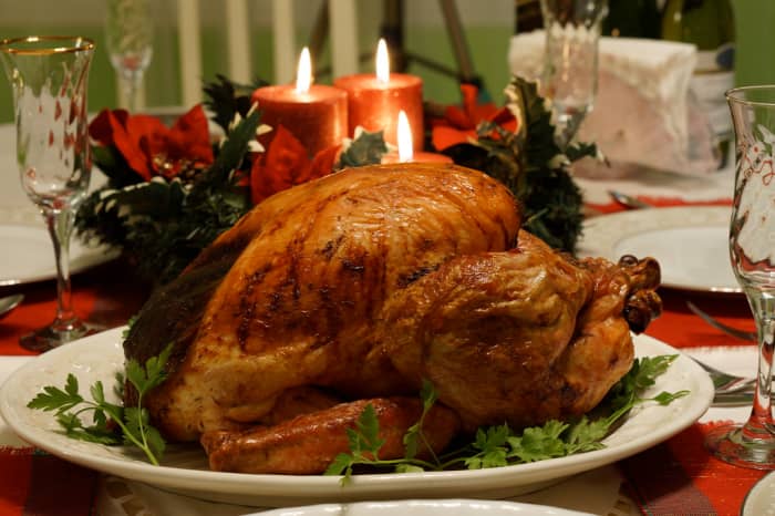 Holiday dinners are not a venue for food criticism. Comments about others' eating habits or physical health should also be avoided.