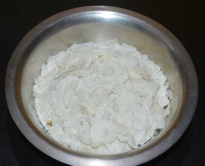 Step two: Add flattened rice. Set aside.