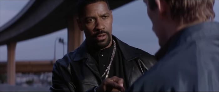 Washington gives a tour de force performance as Alonzo, operating at the peak of his powers and deserving his Oscar.