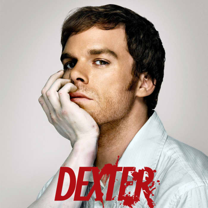 Dexter's first season is derived from the novel Darkly Dreaming Dexter, the first of the Dexter series of novels by Jeff Lindsay.