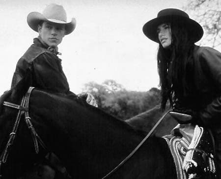 Damon has always been decent with the ladies. Goes the same for his worst rated movie All the Pretty Horses (2000), which at 45% rating is actually, pretty decent.