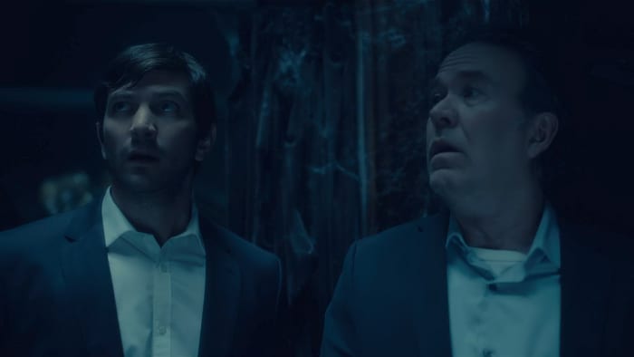 Michiel Huisman and Timothy Hutton in 'The Haunting of Hill House' (2018), a Netflix Original Series.