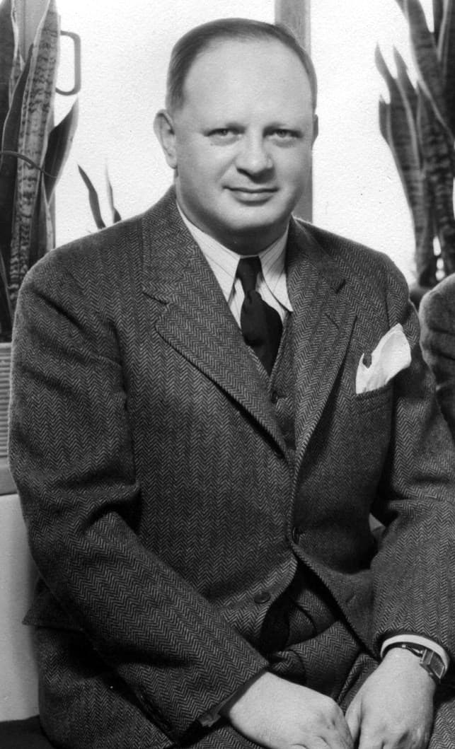 The movie's co-screenwriter, 44 year-old Herman Mankiewicz, a friend of William Randolph Hearst's mistress, Hollywood actress Marion Davies. Mankiewicz was a frequent visitor at Hearst's San Simeon castle on the central California coast.