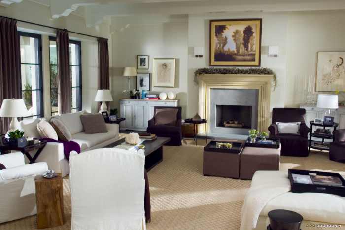 The interior set of Amanda's Los Angeles home.