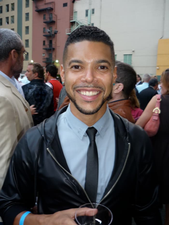 Wilson Cruz plays Hugh Culber on Discovery.