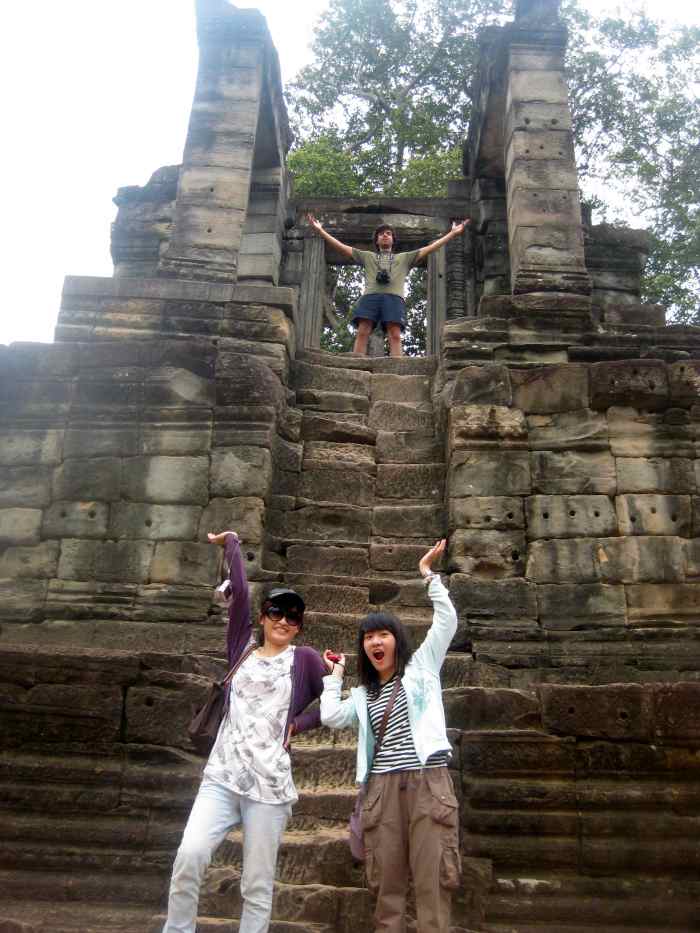 How to Backpack Through Southeast Asia on a Budget & Create Lasting