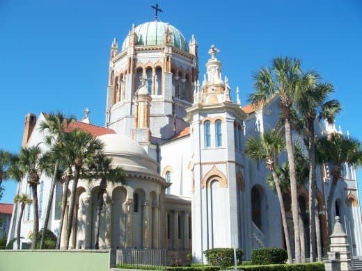 Using St. Mark's Basilica in Venice for inspiration, and designed by a New York Architects firm, the Memorial Presbyterian Church is a stunning building, inside and out. It was commissioned by Florida business tycoon, Henry Flagler.