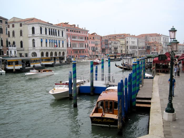 How to Get Around Venice Using the Vaporetto - WanderWisdom