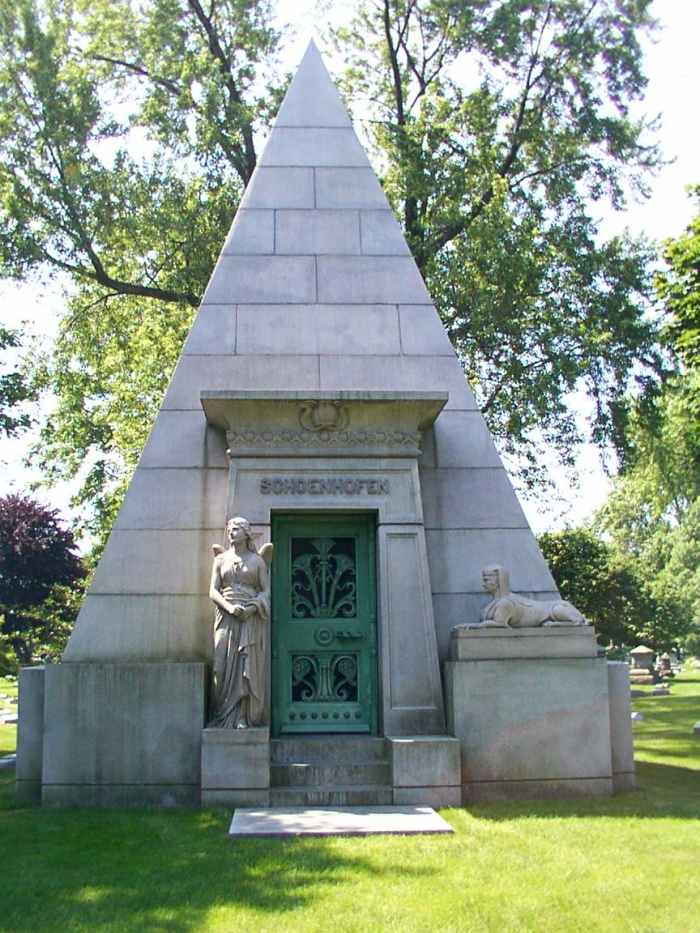 Burial Sites of Graceland Cemetery, Chicago: Photo Tour - WanderWisdom