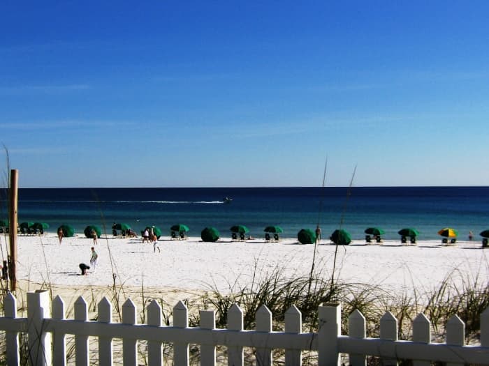 Most people visit the Destin area for the preponderance of beautiful beaches, with white sands and emerald waters. As well as Destin Beach, there are a number of State Park Beaches to visit. You will never be short of sand and sea in the Destin.