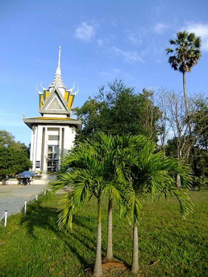 Visiting the Khmer Rouge Killing Fields of Cambodia - WanderWisdom
