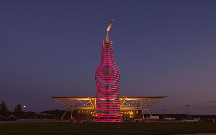 pops-on-route-66-the-world-s-largest-soda-bottle-wanderwisdom