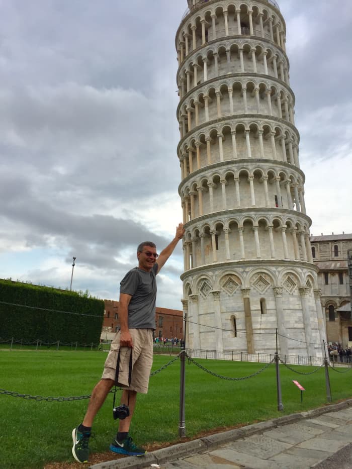 how did the leaning tower of pizza dip