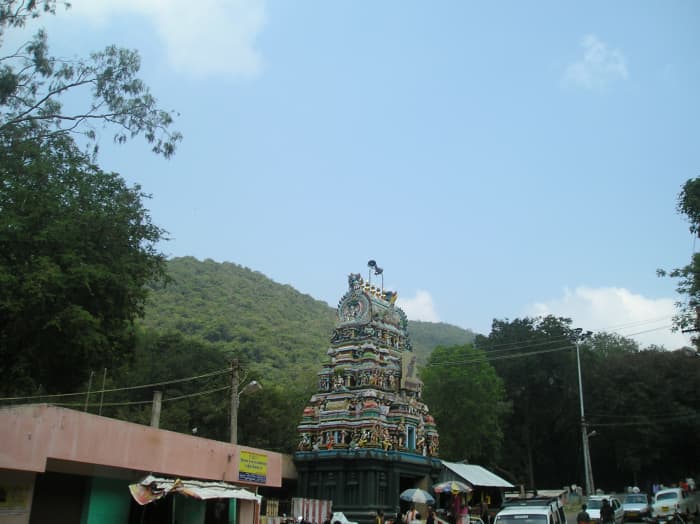 Pazhamudhircholai Murugan Temple