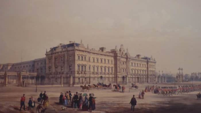 Buckingham Palace east front viewed from St. James Park. This is how the palace looked after extension and renovations. Image by Frances Spiegel 2019. All rights reserved.