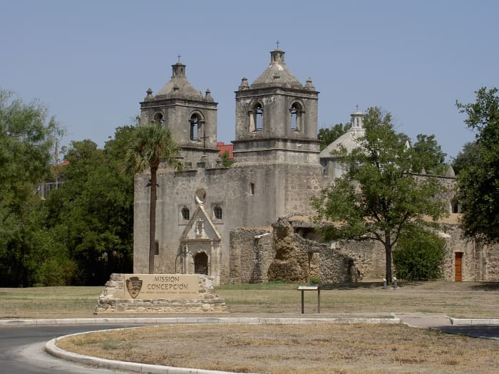 Visiting the Spanish Missions in Texas - WanderWisdom