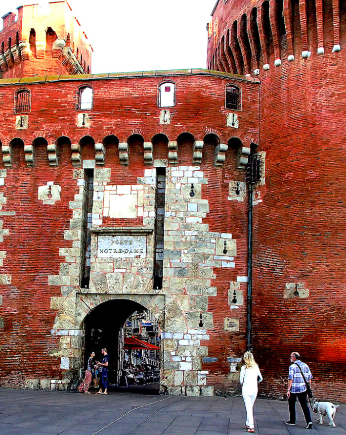 In the Middle Age, the Castillet served as a citadel protecting the town from invaders. Now, it's a fine museum in Perpignan.