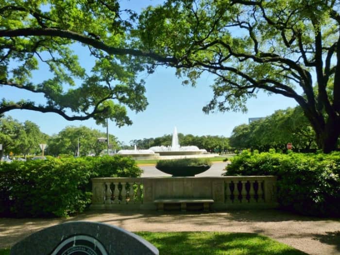 View from the front yard of MFAH looking towards Mecom Fountains