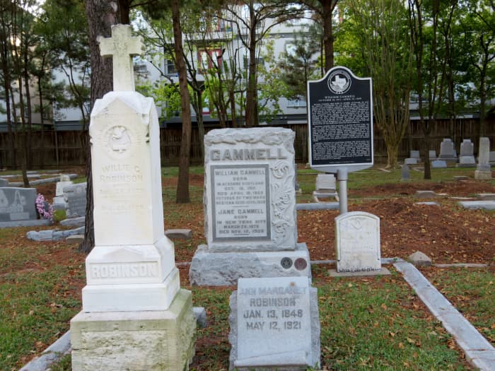 Woodmen of the World Gravestone with Cross on Top next to Gammell Grave and historical marker in Washington Cemetery