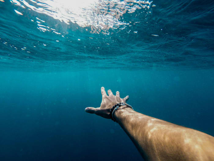 If, in your dream, you can breathe under water, this could be an indication that you have adapted to a difficult emotional situation.