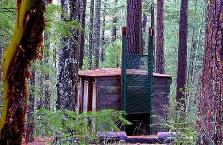 Possibly the world's only Bigfoot trap, located in Siskiyou National Forest, Oregon. This thing seems like it could end the Sasquatch debate once and for all!