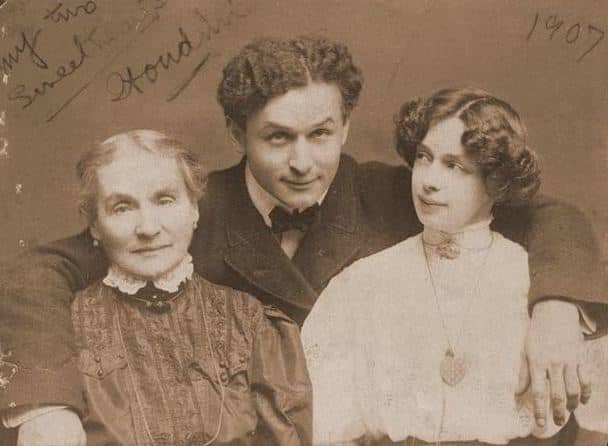 Houdini with his mother, Cecilia, and his wife, Bess