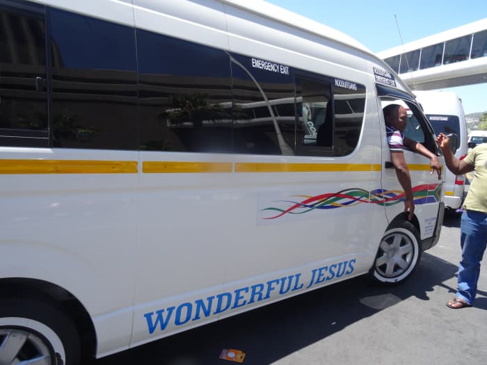 Mini Bus cabs are informal, and drivers stop and talk to each other, leave when the bus is full, and stop wherever you ask them to. All this for half a dollar!