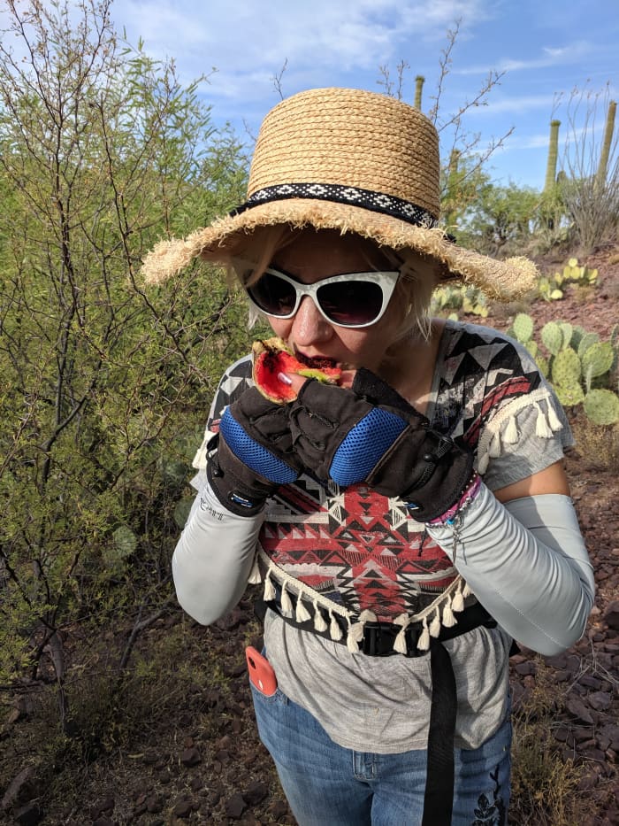 Saguaro fruit consists of a sweet gelatinous mass packed with hundreds of tiny black seeds. Fresh Saguaro fruit has a sweet taste,