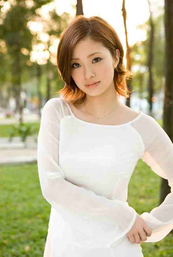 30 Most Beautiful And Popular Japanese Actresses - ReelRundown