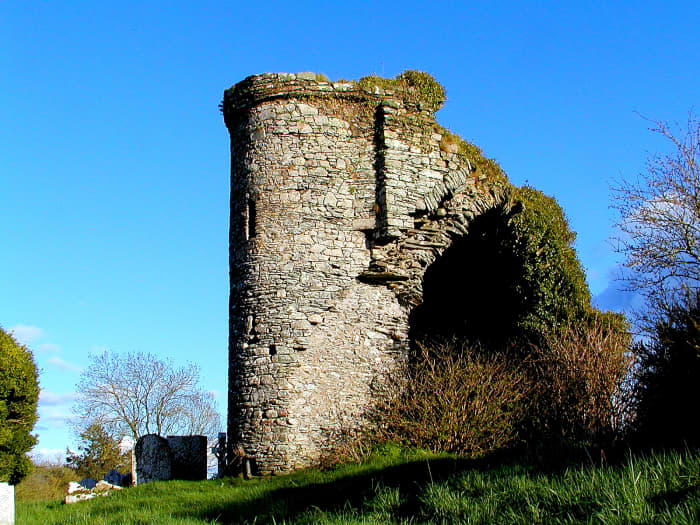 A medieval church built by the Knights Hospitaller. A spiral staircase in the tower leads up to a tiny room. These old ruins are a regular feature on the Irish landscape.