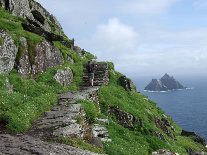 Skellig Michael (Great Skellig) island with the Little Skellig in the background. These were filming locations for Star Wars: The Force Awakens and Star Wars: The Last Jedi