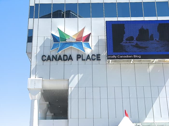 The Canada Place sign and "Canada's Storyboard", a video screen that displays facts about Canada and local events as well as works by Canadian artists