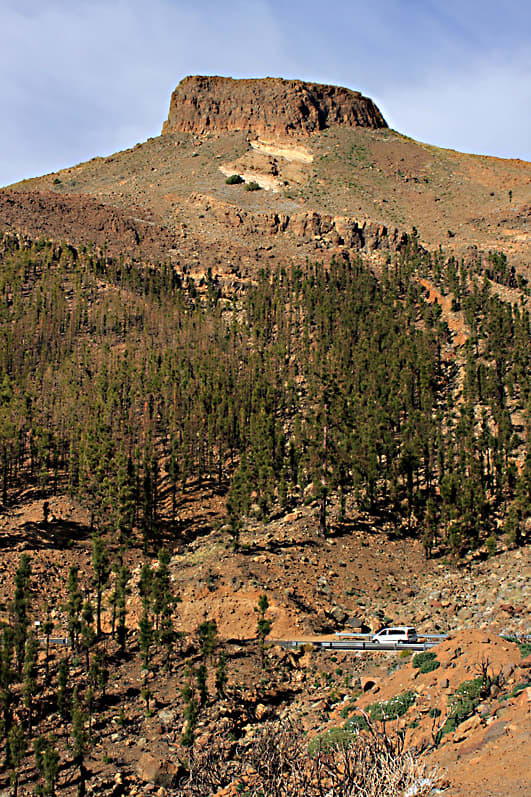 Photo opportunities abound on the winding roads up to the National Park. The road is in the lower part of the picture