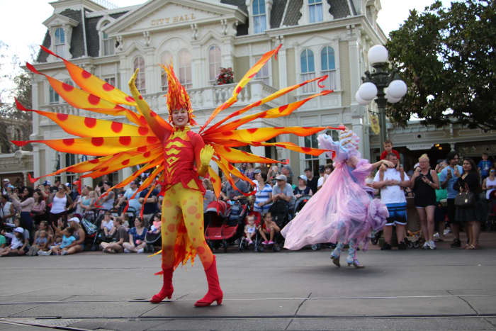 Parades offer spectacular entertainment, and also offer a spectacular opportunity to get on rides while the masses are distracted by the festivities!