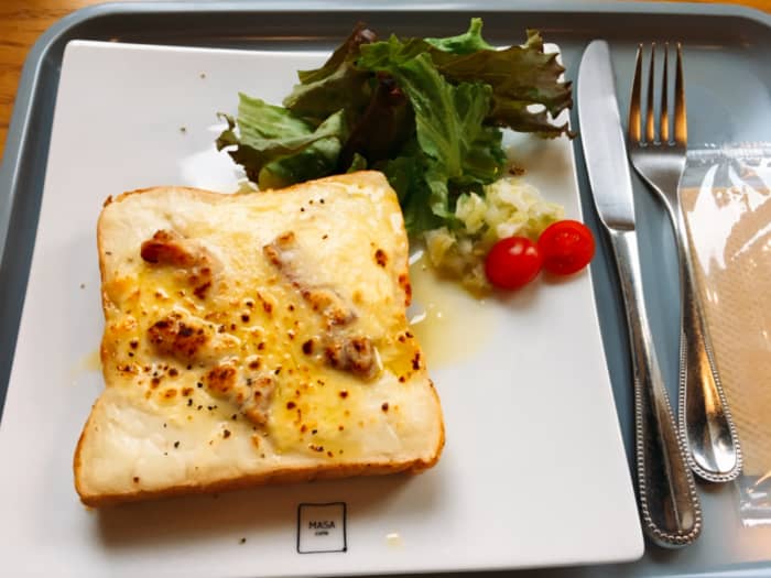 Eat-in section of a new shokupan specialty store. Bacon, bechamel and cheese to-suto (toast)