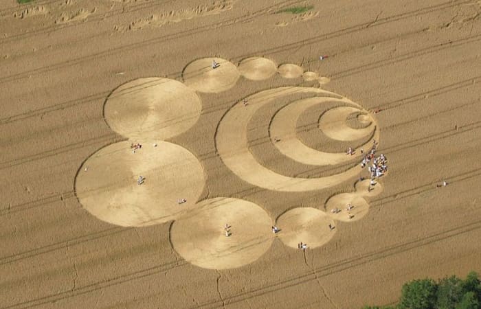 Perhaps aliens are leaving signs to help us understand what they want.