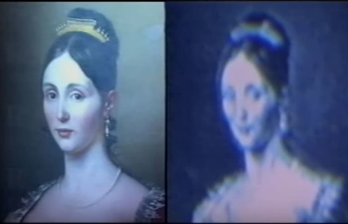 The original portrait (left) and the snapshot of the portrait taken through the videocamera (right).
