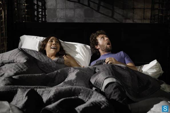 Angela and Hodgins wake up to a dead body in their bedroom in the season 8 episode "The Corpse On The Canopy".