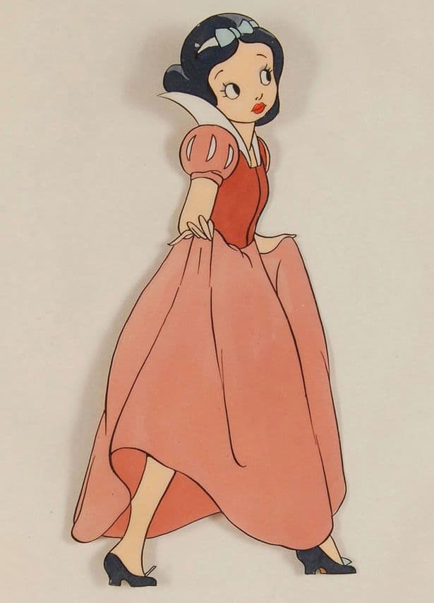 The initial sketch of Snow White. Do you think she looks too sexy? I think she looks cute but she does resemble Betty Boop quite a bit.